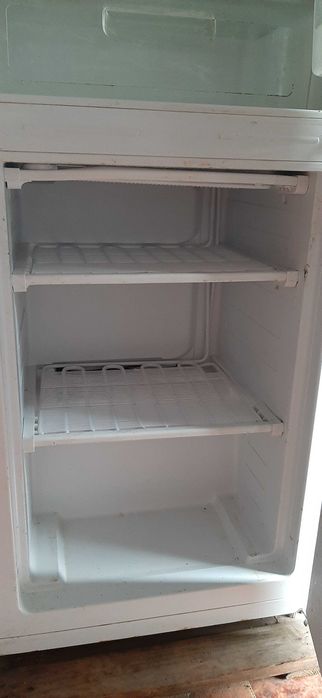 Холодильник. Недорого.