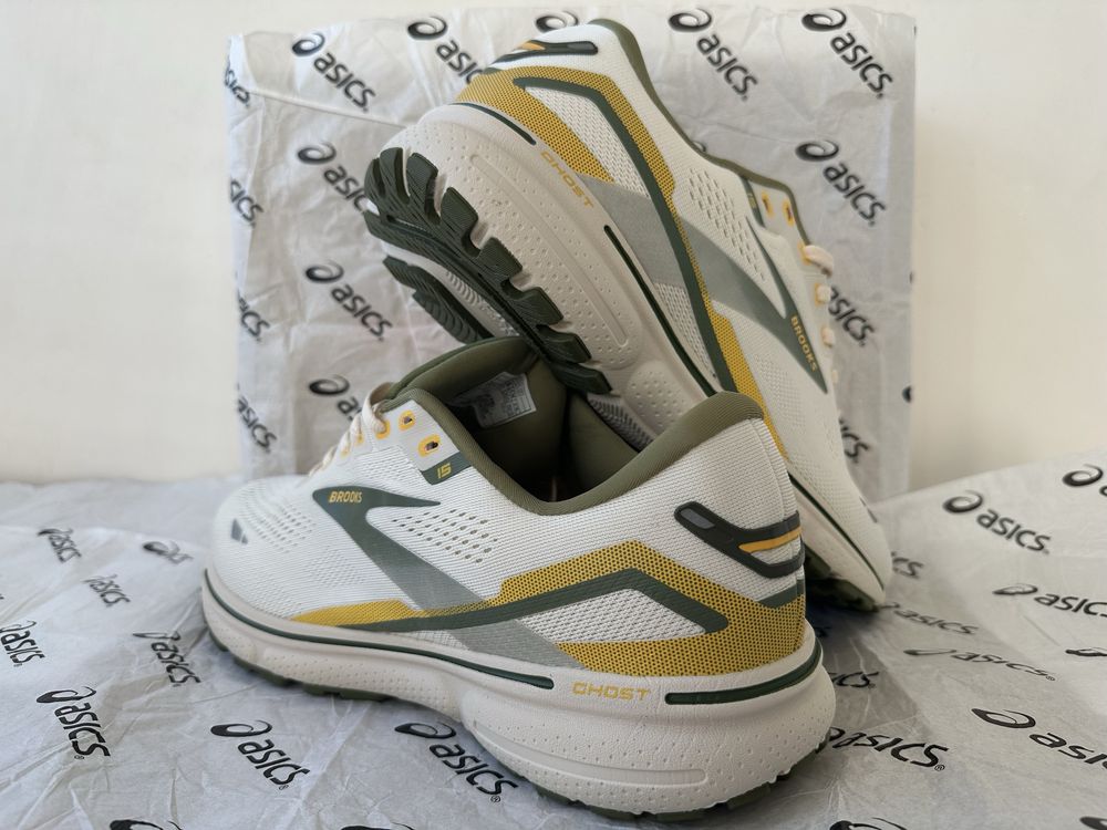 Asics Brooks Ghost 15! Чоловічі кросівки! Розмір 46 30 см!