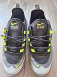 Buty chłopięce Nike rozmiar 35