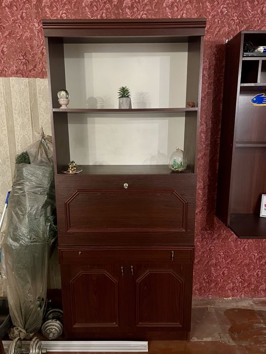 Стулья/офисная мебель/шкаф