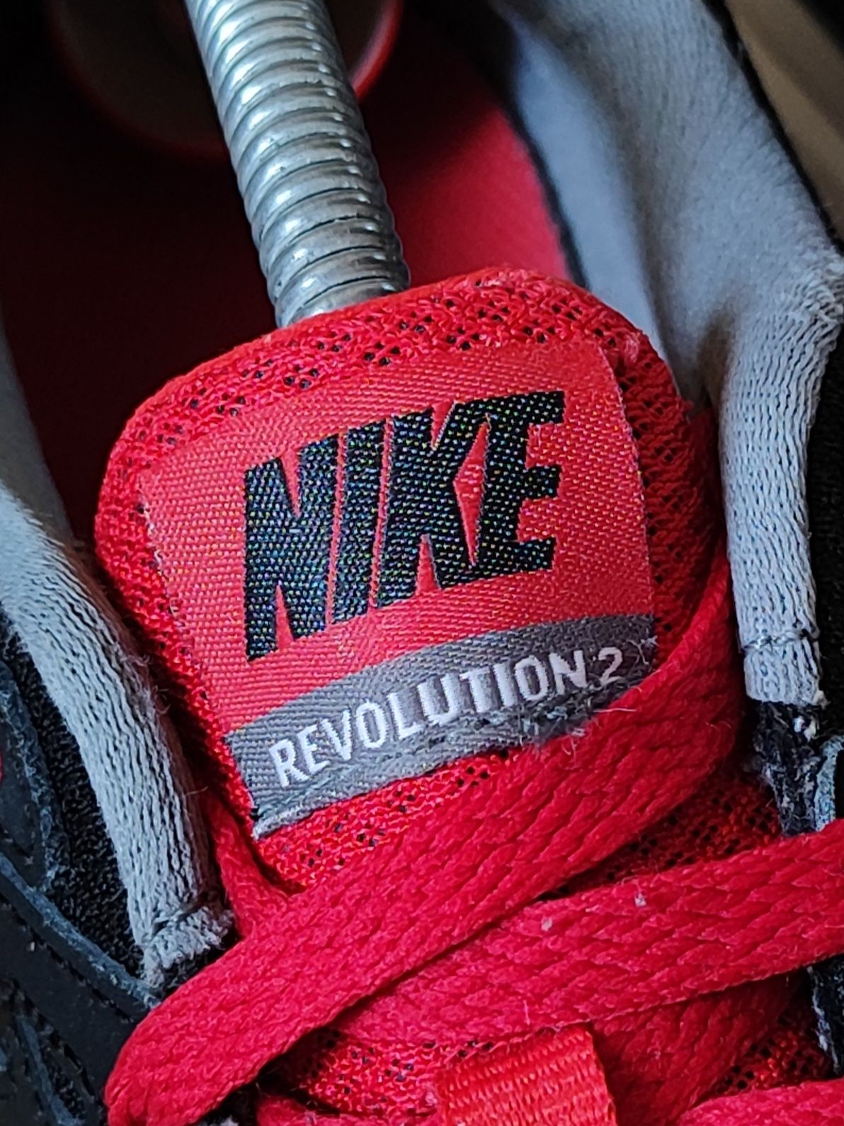 Оригінал | Nike Revolution 2 | 27.5CM Кросівки Чоловічі Кроссовки