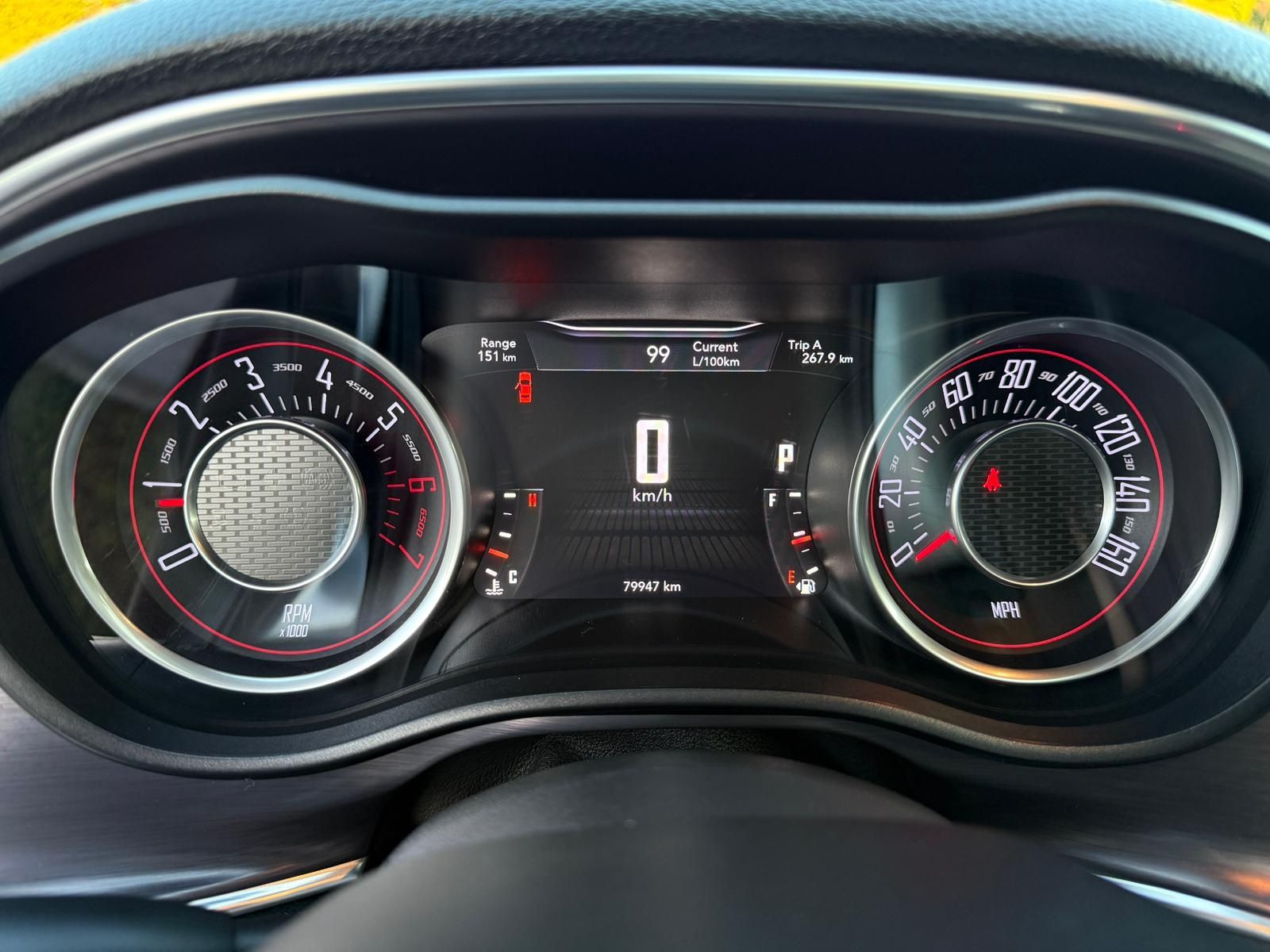 Challenger R/T 5,7 Shaker 7 lat w PL