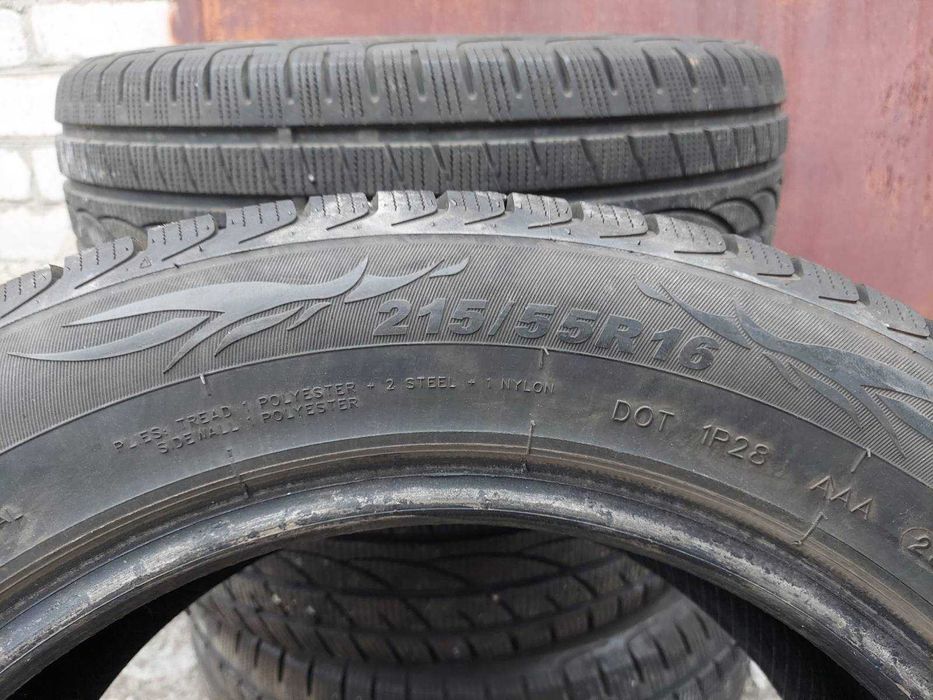 Комплект зимових шин 215/55 R16