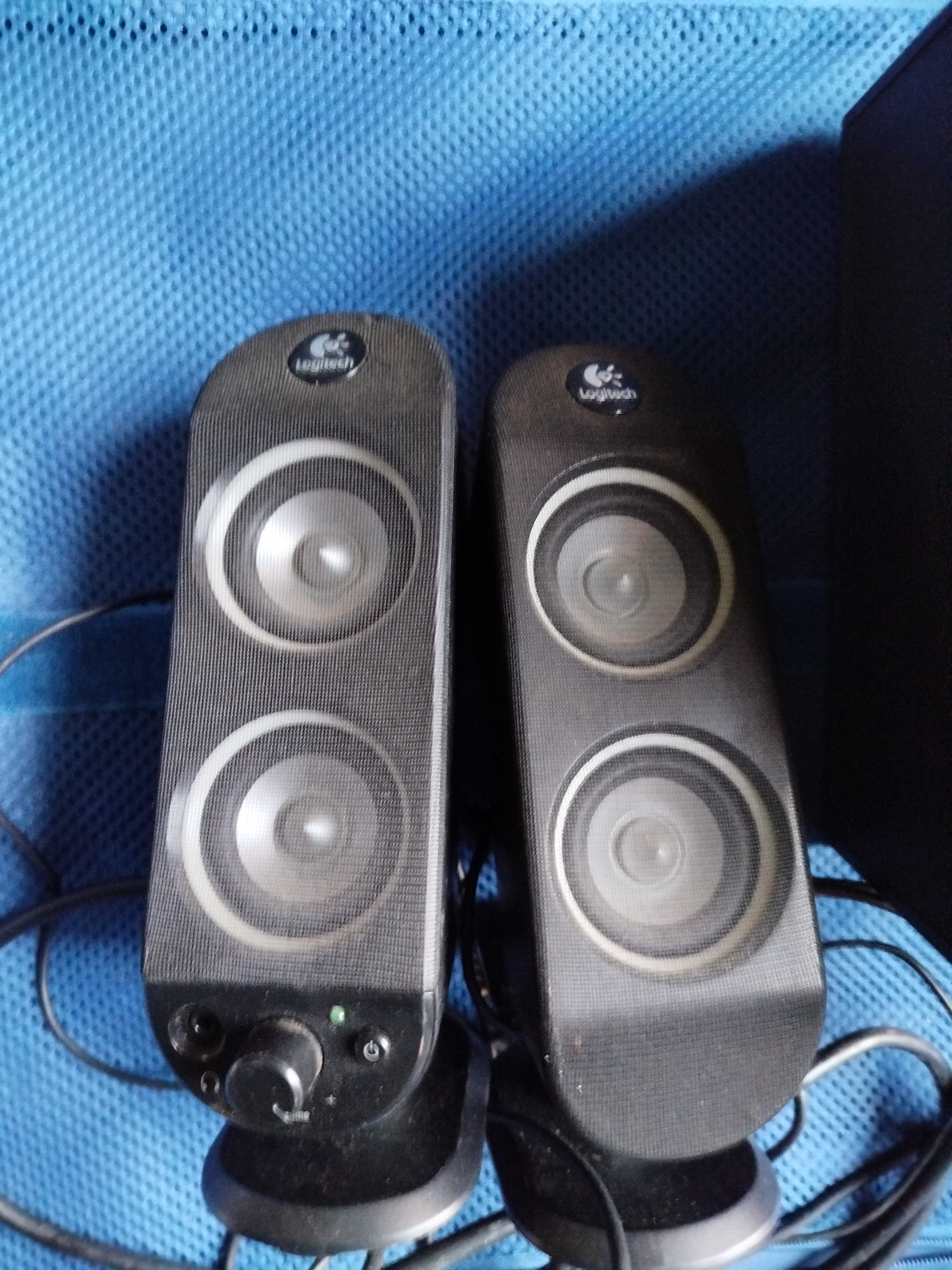 Colunas para pc logitech