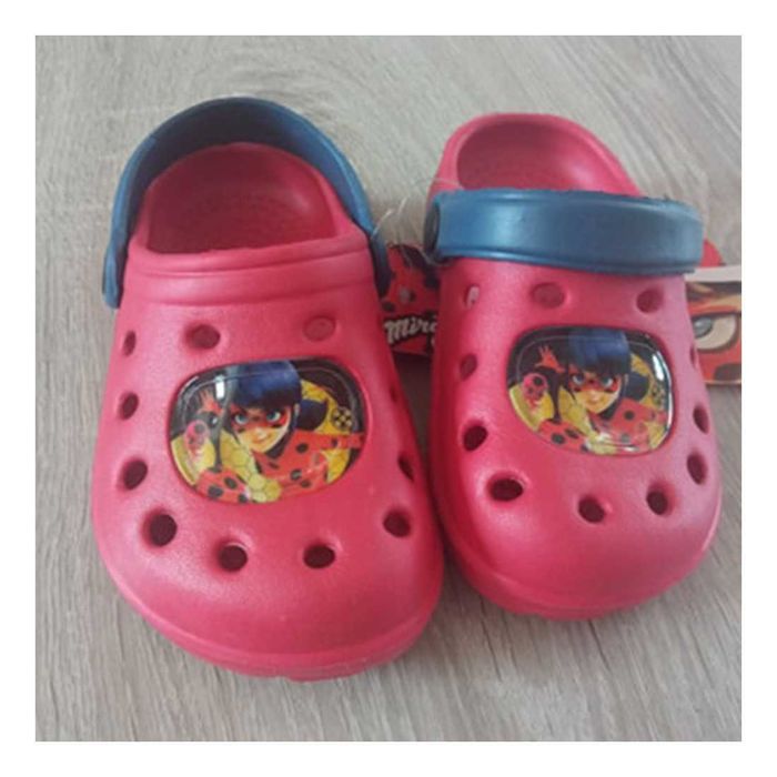 Klapki typu crocs Miraculum Biedronka i Czarny Kot 23/24