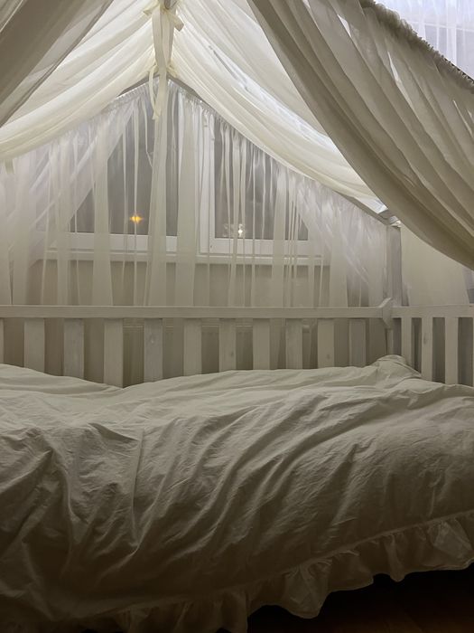 Продам кровать  для принцесы ! Срочно !