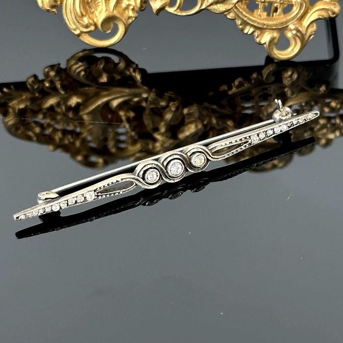 Srebrna broszka secesyjna z Kryształem Górskim Oryginalna z ok. 1900 r