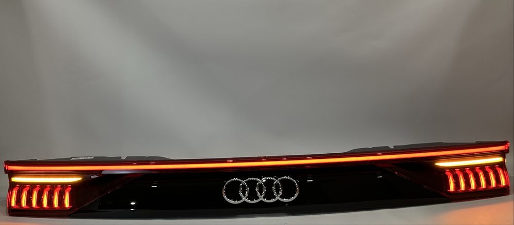 Audi Q8 4M led basic бленда фонарь ліхтар в наявності