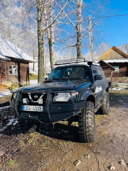 Nissan patrol Ya61