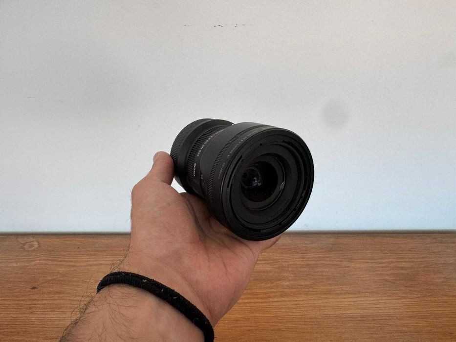 Objetiva SIGMA 18-50mm f/2.8 DC DN Contemporary (CANON RF-S MOUNT)