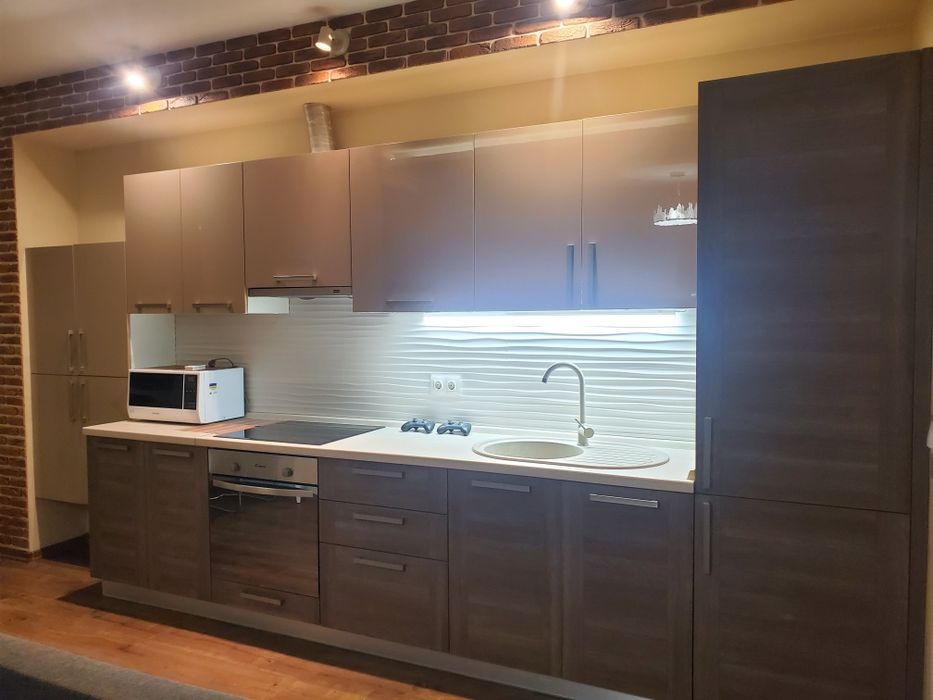 Кухня із повним комплектом вбудованої техніки, МДФ. Ста