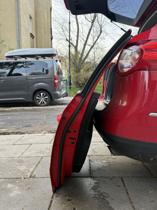 drzwi lewe tylne passat b6 czerwone