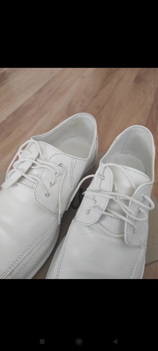 Buty komunijne 34