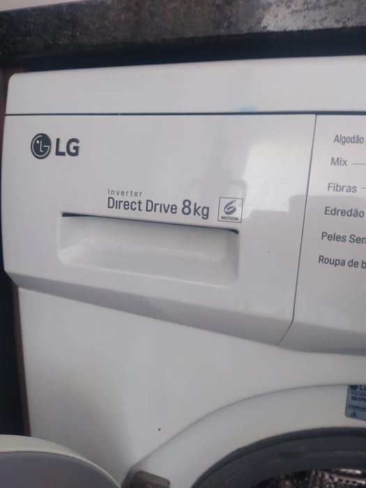 Máquina de lavar roupa LG