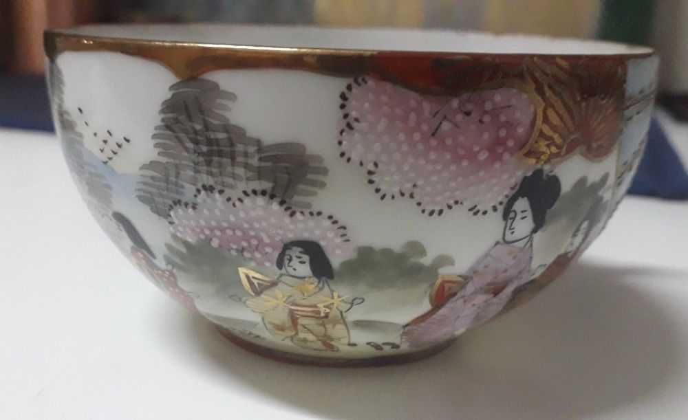 7 Chávenas de Chá + 6 Pires porcelana Japonesa Casca de Ovo