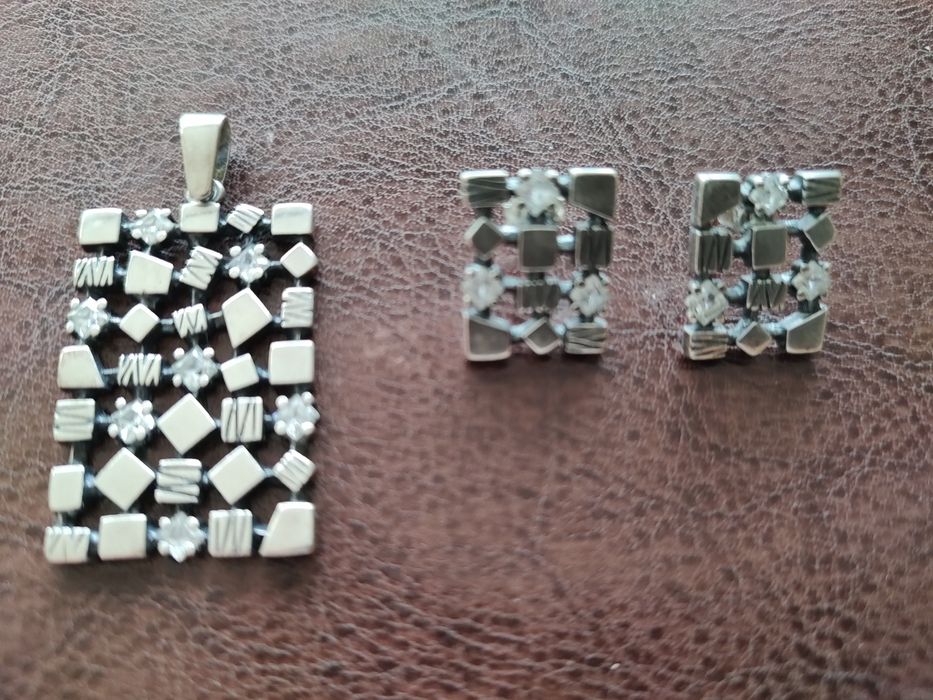 Komplet - zestaw srebrny zawieszka i kolczyki próba 925