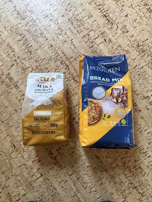 Nowy zestaw dwóch mąk bezglutenowych data ważności na zdjęciach
