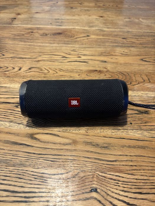 Głośnik JBL Flip 4 nowy aku