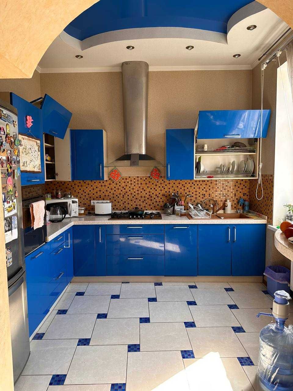 Продам будинок вул. 55 р. ВЛКСМ вул. Пластівська Ремонт Без коміссії