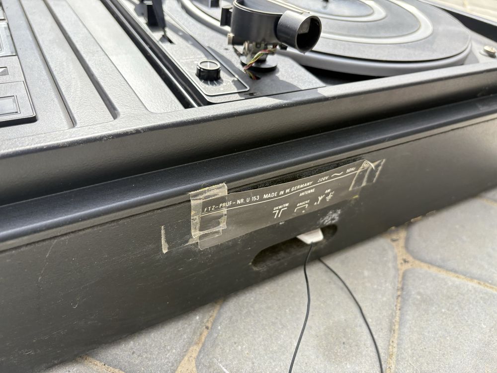 Gramofon Kombajn Niemiecki UNIVERSUM.Transport.Wysyłka caly kraj.