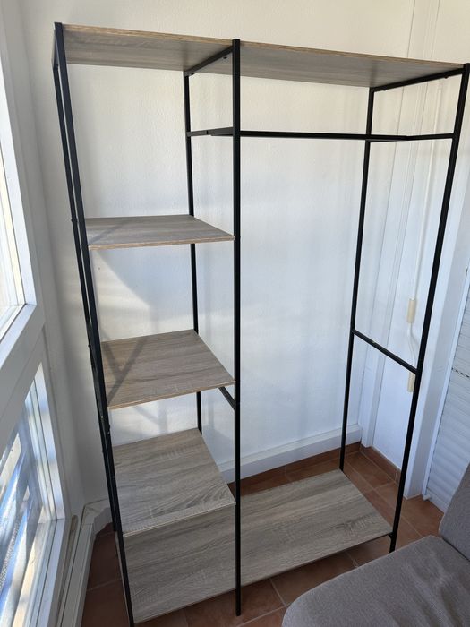 Armario aberto SKLUM metal/madeira