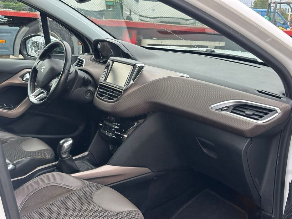 Peugeot 2008 1.2 Vti 2013