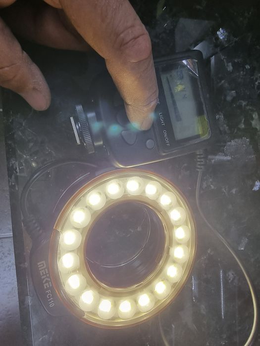 Кільцевий макроспалах Meike FC110