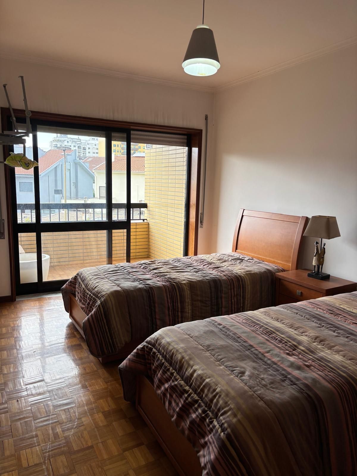 Quarto Duplo no Centro de Vila Nova de Gaia
