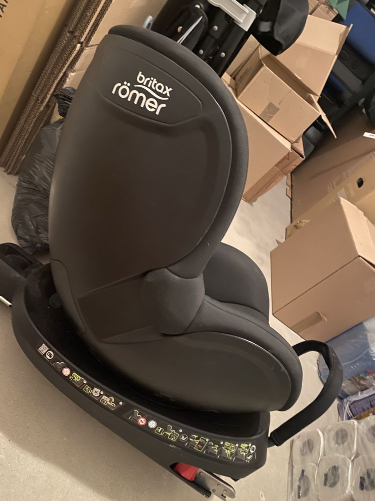 Fotelik Britax Romer dualfix 2R