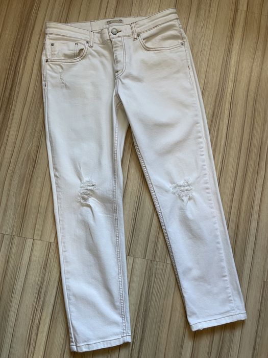 Dżinsy Pull & Bear / 40 / białe z rozdarciami