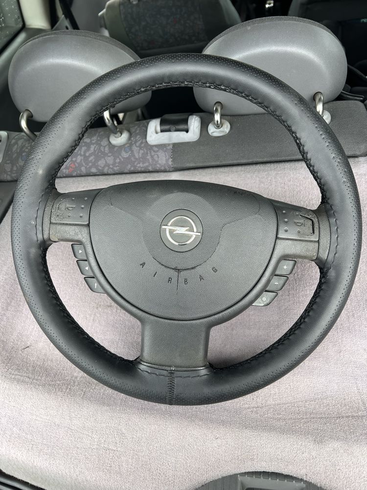 Volante opel corsa c