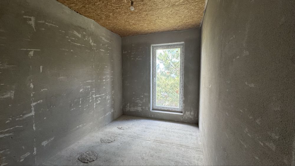 Таунхаус із чистовим наповненням у Стоянці біля рекреаційної зони