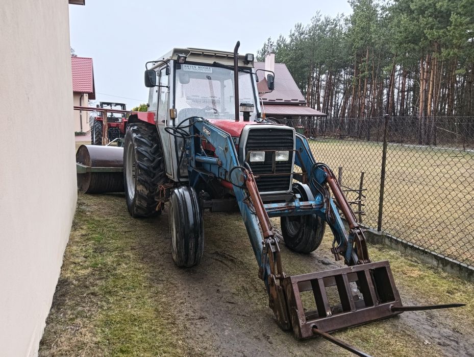 Massey Ferguson 390