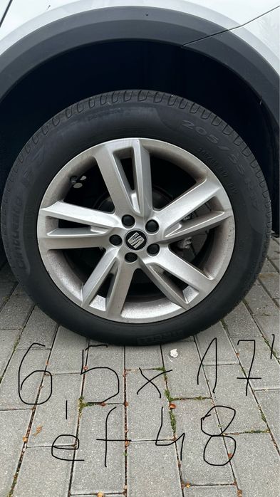 Alu Felgi 17” 5x100 + kpl opon 205/55 seat