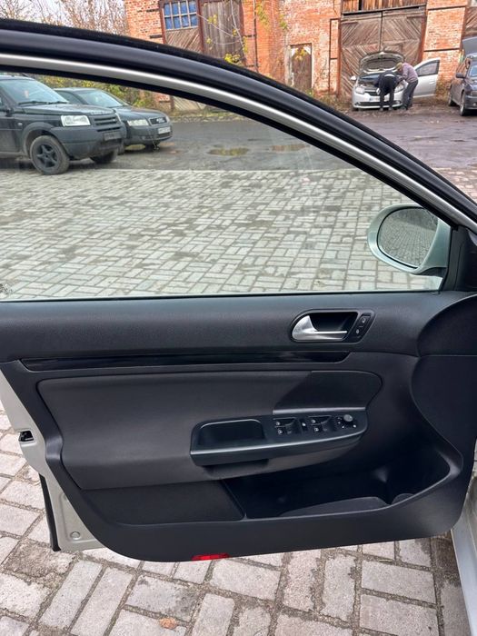 Volkswagen Golf 6 Germany автомат 2010