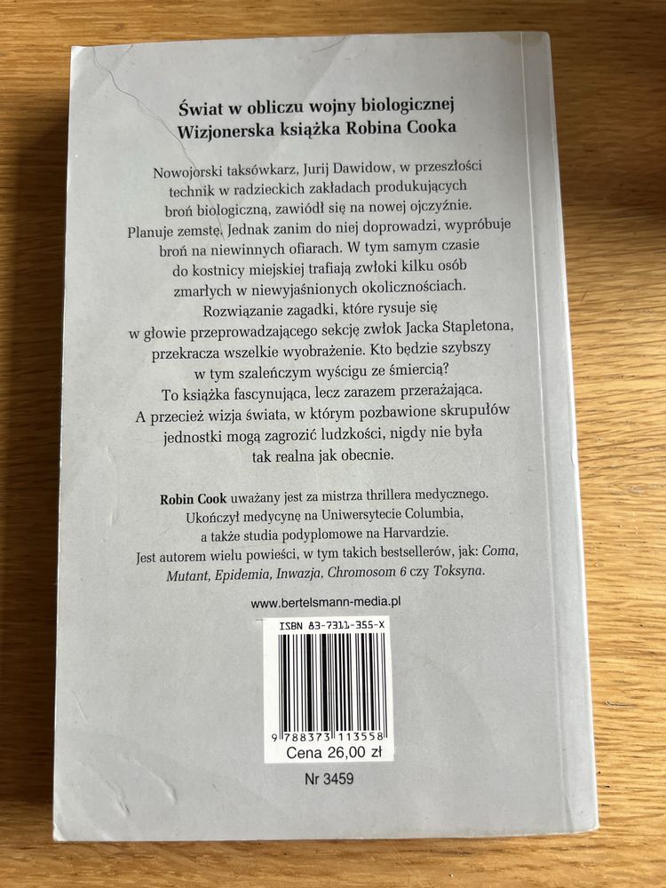 Robin Cook Nosiciel triller medyczny