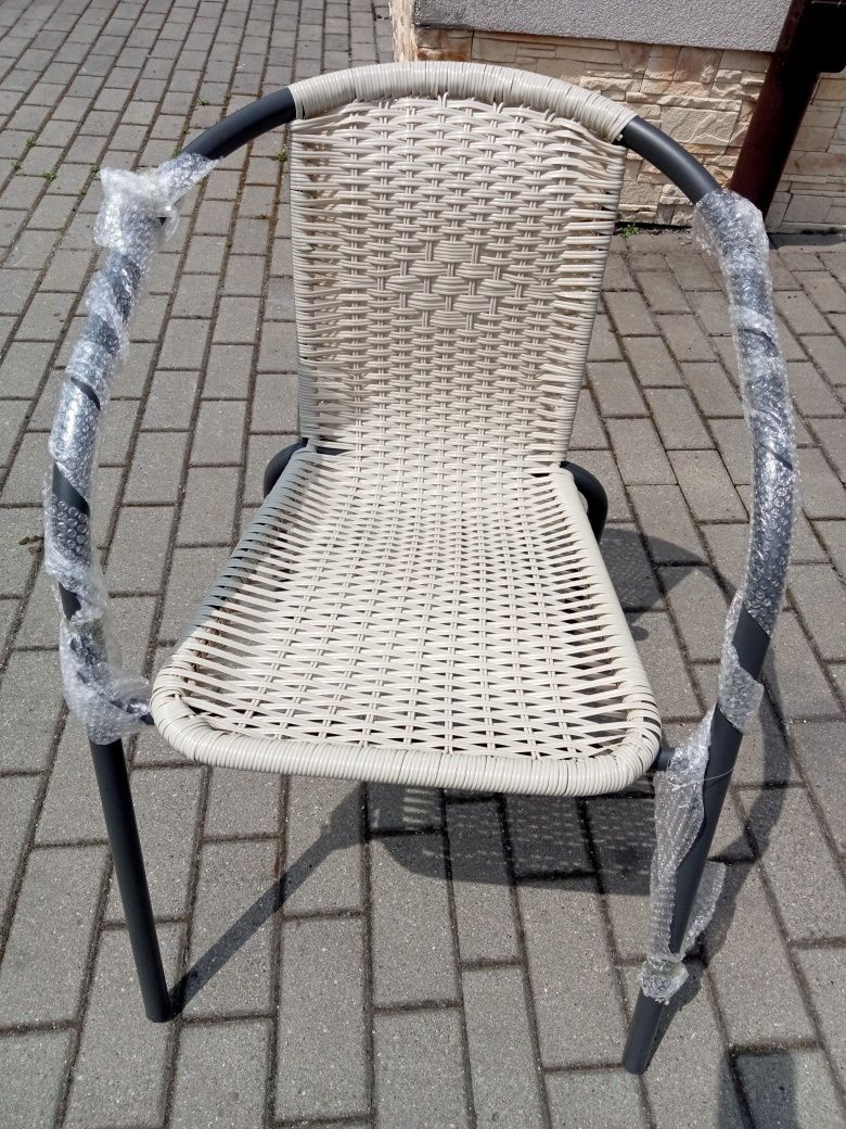 Krzesła ogrodowe solidne