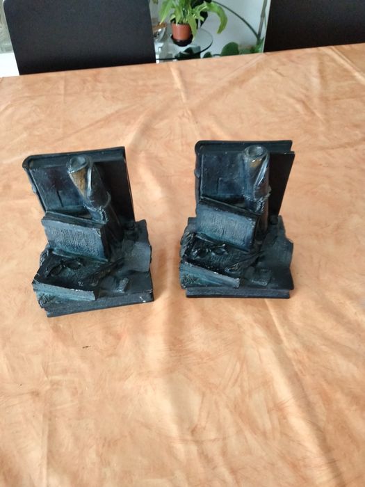 Vendo suporte de livros