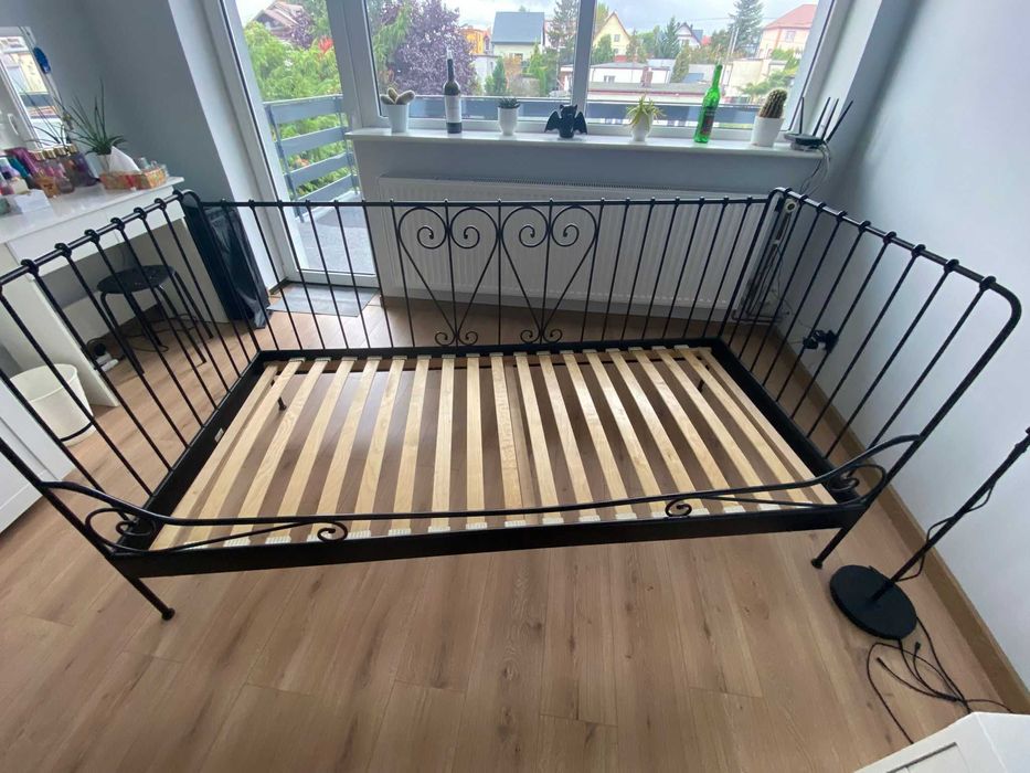 Łóżko młodzieżowe Ikea metalowe