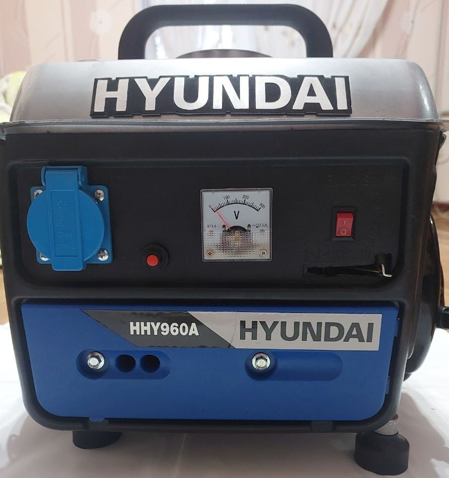 Бензиновий генератор Hyundai HHY970A