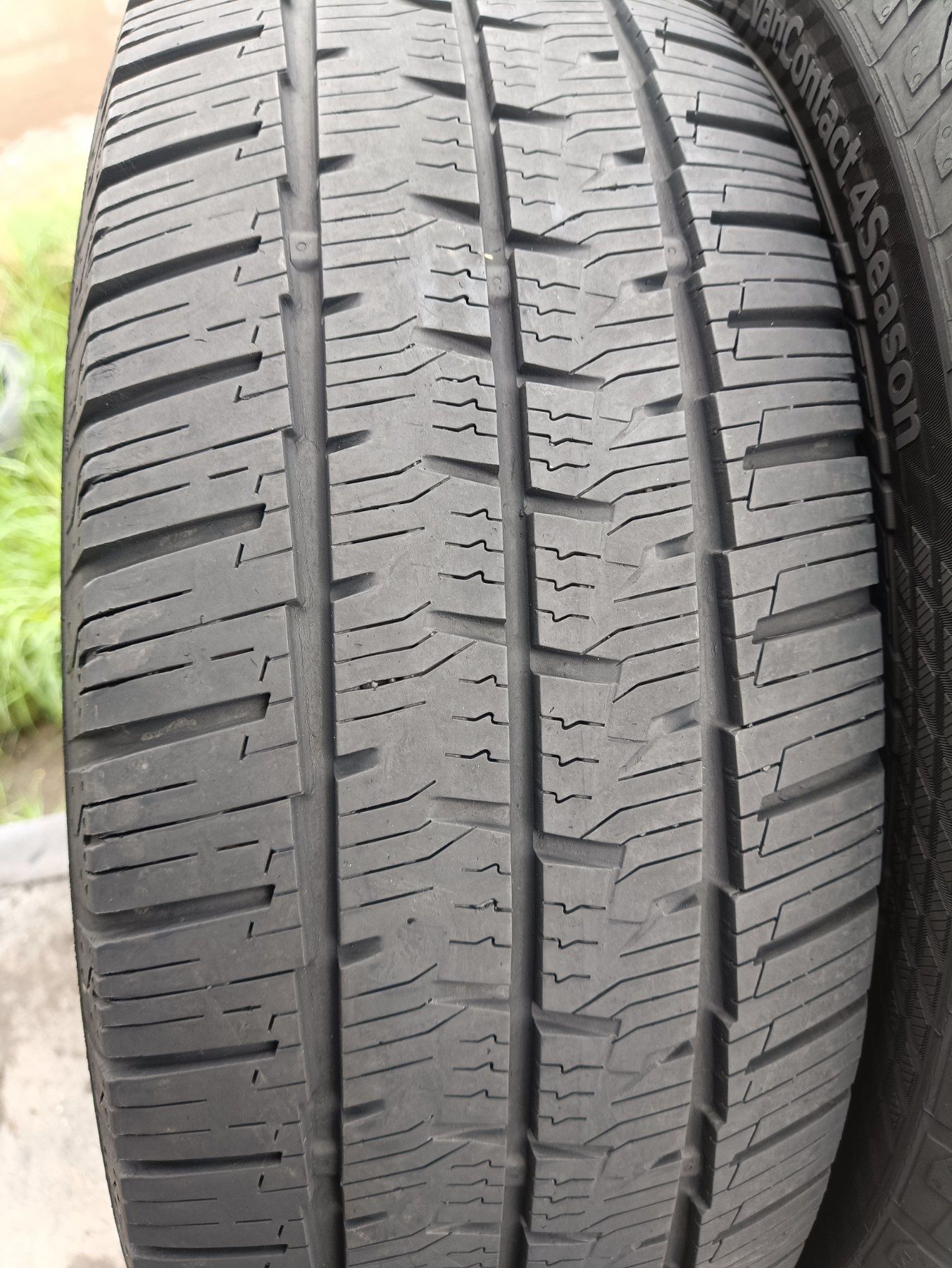 Всесезонні шини Continental 215/65 R16C резина цешка Р16 С