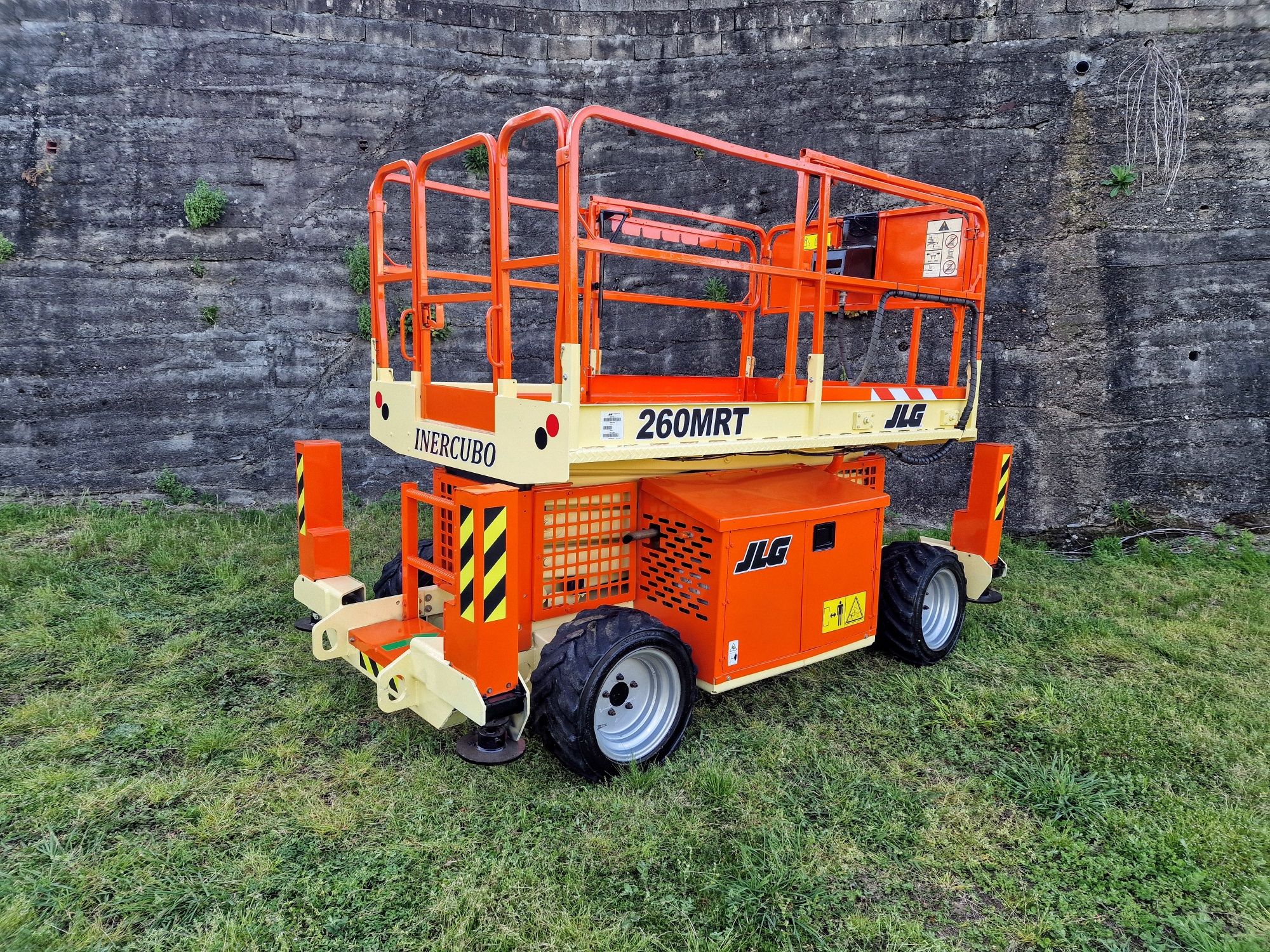 Plataforma elevatória jlg 10 m