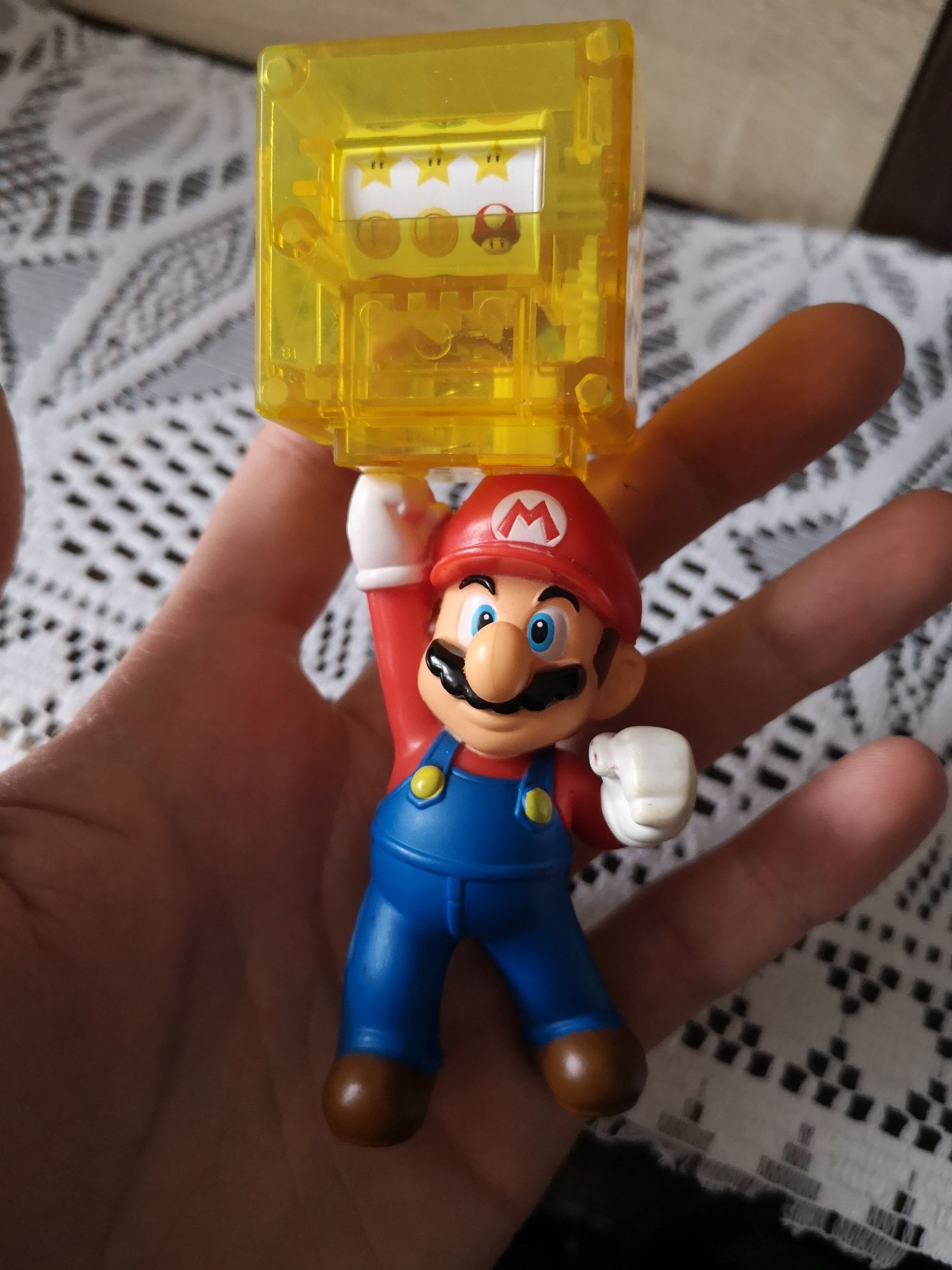 Super Mario Bros figurka z losowaniem