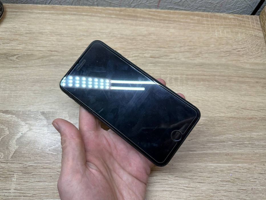 Apple iphone 7 plus jet black 256 gb