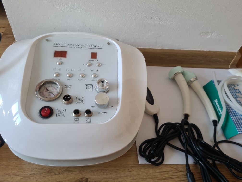 Kombajn 3 w 1, mikrodermabrazja, sonoforeza, peeling kawitacyjny