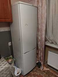 Великий надійний об'ємний холодильник Атлант 205 см!!!