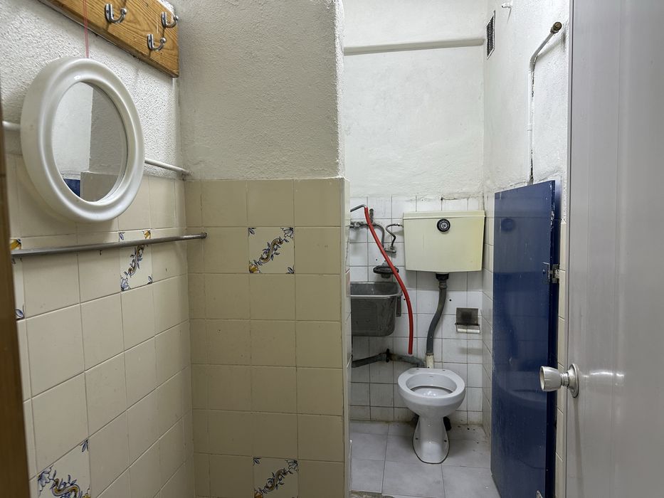 Armazém 55 m2, Benfica, 600€