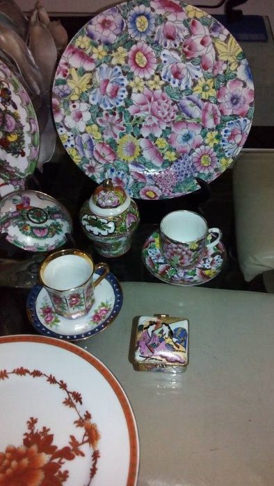 Conjunto 20 peças de faiança chinesa fabricado em MACAU etc..