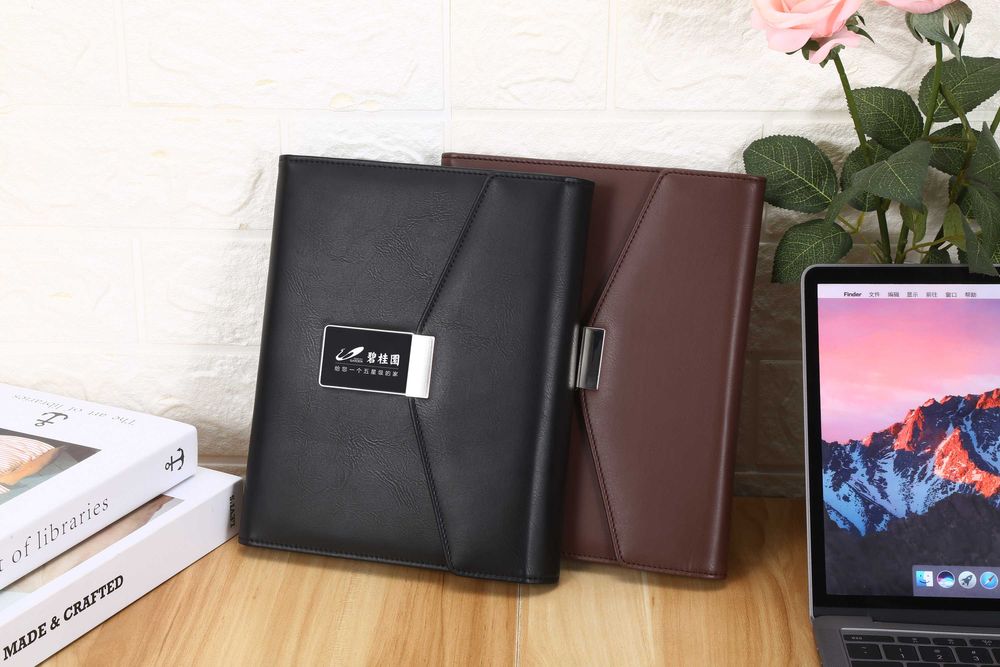 Смарт Блокнот ежедневник  щоденник, Power Bank, беспроводной зарядкой