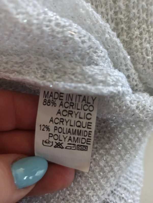 Włoski sweterek narzutka